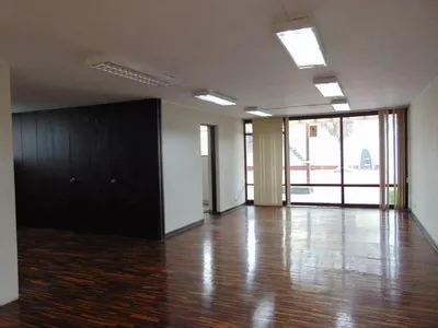 Venta de Oficina en San Isidro - Lima 12 Dormitorios 