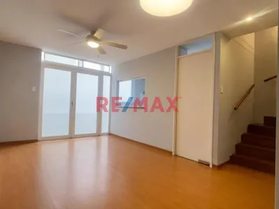 Cuádruplex Con Terraza Y Cochera En Miraflores