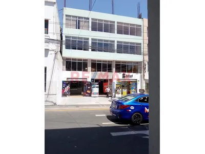Alquiler De Oficina En El Centro De La Ciudad De Tacna En Avenida Principal