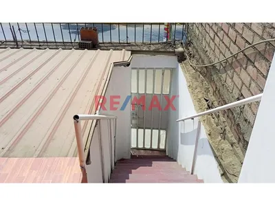 Alquiler De Local Comercial De 120 M2 En Una Excelente Ubicación En Plena Avenida Micaela Bastidas Comas