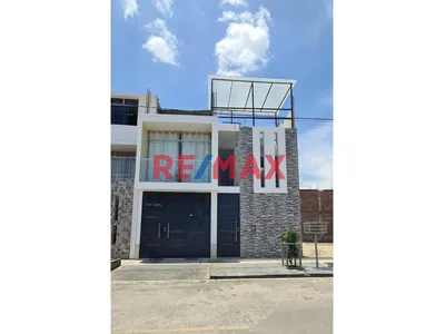Departamento En Alquiler -2Do Piso Urb San Camilo