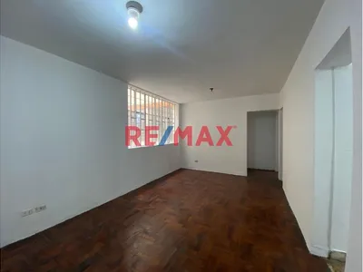 Venta De Departamento Piso 1