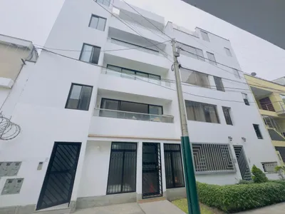 Venta de Departamento en Santiago de Surco - Lima 3 Dormitorios