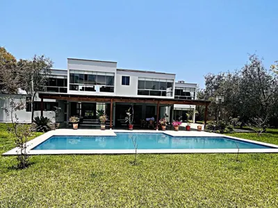 Venta de Casa en La Molina - Lima 5 Dormitorios 