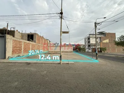 Se Vende Terreno En Esquina, Cercado