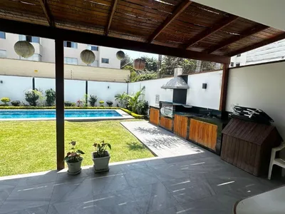 Alquiler de Casa en Santiago de Surco - Lima 4 Dormitorios 