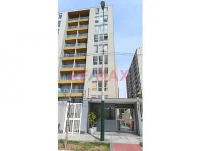 Alquiler de Departamento en Santiago de Surco - Lima 3 Dormitorios 
