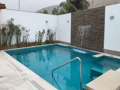 Venta de Casa en La Molina - Lima 4 Dormitorios