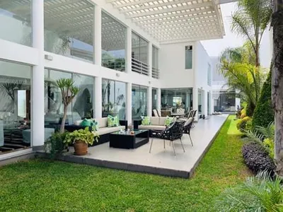 Venta de Casa en La Molina - Lima 5 Dormitorios