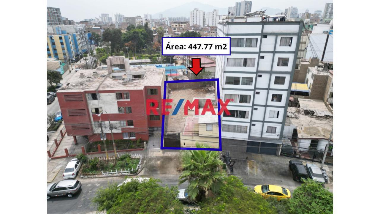 Venta De Terreno En Breña
