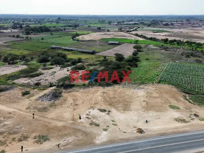 Terreno En Venta A Filo De Pista - Ciudad Eten