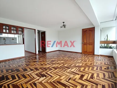 🏢 Alquiler De Departamento De 3 Dormitorios En La Molina (Cuarto Piso) - Urb. Santa Raquel