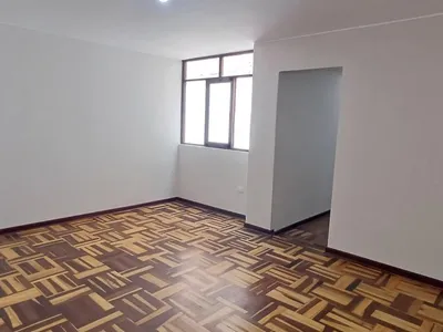Alquiler de Habitación en Santiago de Surco - Lima 1 Dormitorio 
