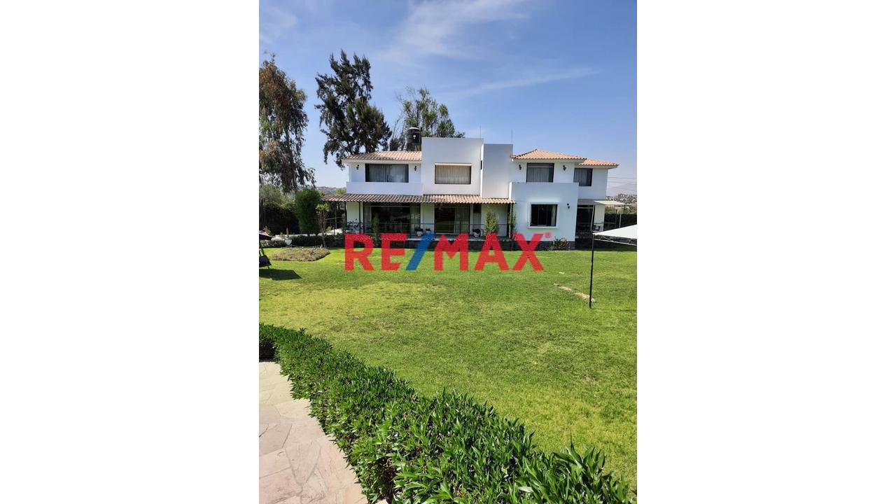 🏡 Espectacular Casa En Quinta Privada – Sabandía 🌿
