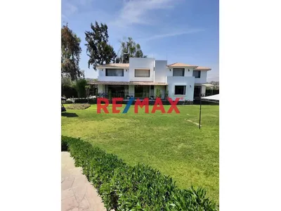🏡 Espectacular Casa En Quinta Privada – Sabandía 🌿