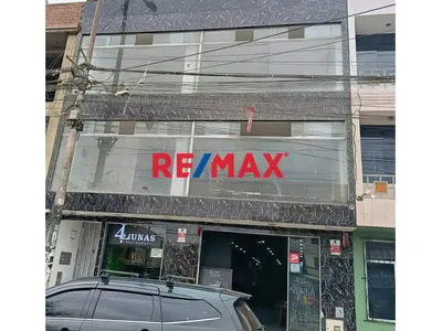 Venta De Local Comercial Con Una Excelente Ubicacion En Los Olivos