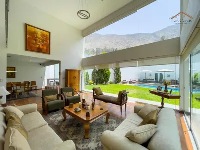Venta de Casa en La Molina - Lima 4 Dormitorios