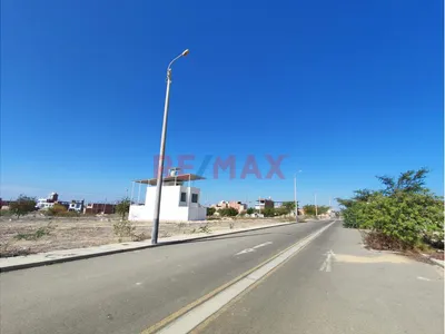 🔥Gran  Oportunidad😮 Terreno En Venta 📮 Mz B Go Lt 68  Urb. Miraflores Boulevard Park Plaza   📐 120.00  M2  A Solo  $ 33.000