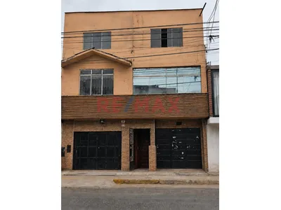 🔥 Gran Oportunidad De Inversión – Av. Gran Chimú, Zárate – Sjl 🔥