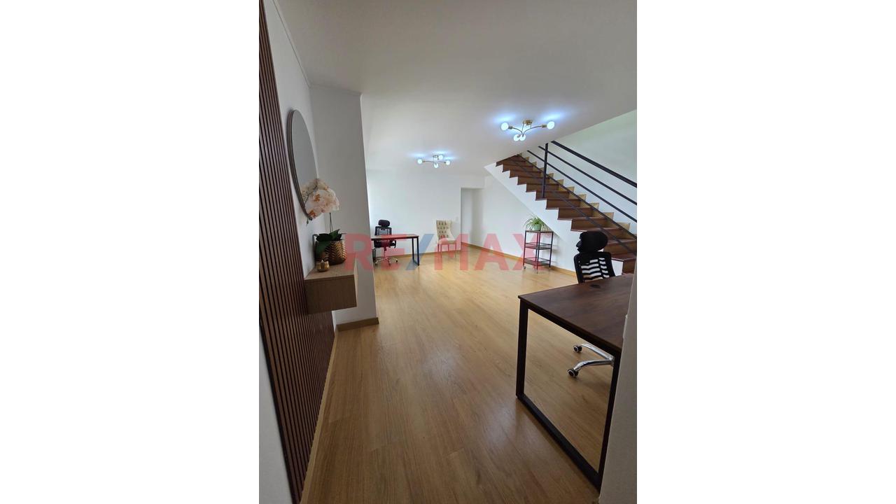 Venta De Duplex En Surquillo !