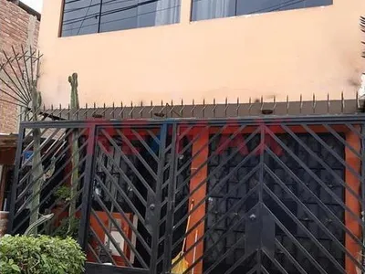 Venta de Casa en Villa El Salvador - Lima 5 Dormitorios 