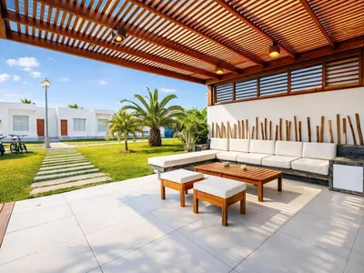 Terreno en venta · Chilca · 221 m², 6 dorm.