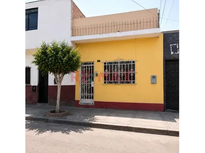 Vendo Casita Como Terreno En Breña