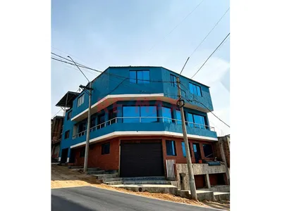 🏡 Propiedad En Esquina – Uso Residencial O Comercial