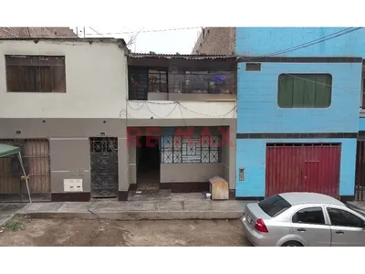 Gran Oportunidad!! Vendo Casa En Gran Ubicacion De Comas
