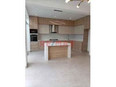 Venta De Casa De Estreno Frente A Parque/ 5 Habitaciones, En Miraflores  Country Club , Castilla , Piura
