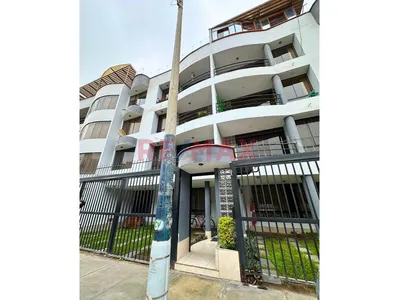 Amplio Departamento En Surco