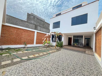 Venta de Casa en Chorrillos - Lima 4 Dormitorios 