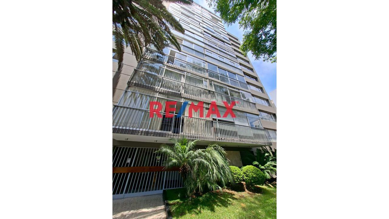 ✨🚨 Oportunidad Real En Miraflores: 119 M² + 2 Cocheras + Edificio Renovado