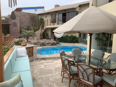 Venta de Casa en Ancón - Lima 4 Dormitorios 