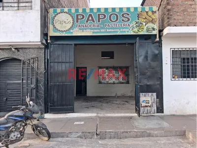 Local Comercial En Venta, En La Avenida Venezuela. Bellavista