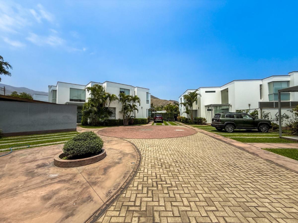 Venta de Casa en La Molina - Lima 4 Dormitorios 