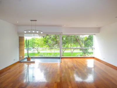 Departamento en venta · San Damian, San Isidro · 190 m², 3 dorm.