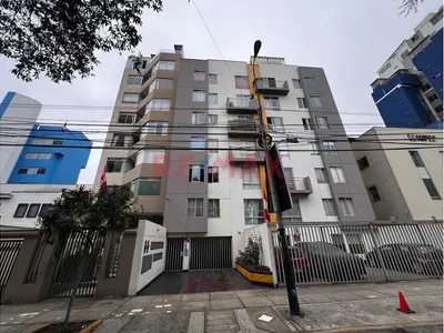 Venta De Departamento Dúplex – Jesús María (Urb. Santa Beatriz)