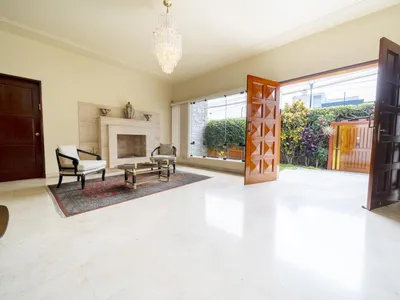 Venta de Casa en San Isidro - Lima 4 Dormitorios 
