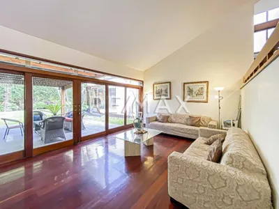 Venta de Casa en Santiago de Surco - Lima 5 Dormitorios