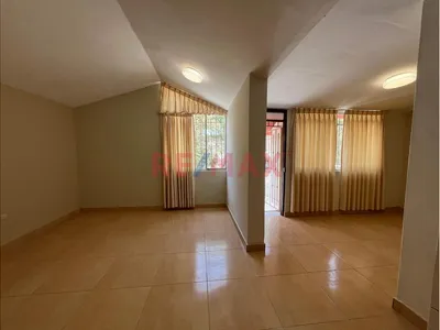 Amplio Departamento Duplex En Alquiler En Av. Vice