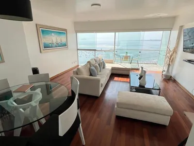 Venta de Departamento en Chorrillos - Lima 4 Dormitorios