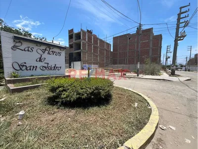 Venta Terreno Comercial Urb. Flores De San Isidro