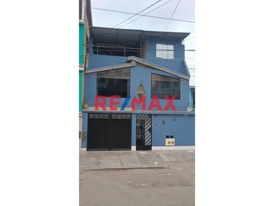 Se Vende Amplia Casa En Villa El Salvador  A Pasos De Av El Sol
