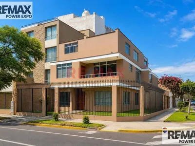 Casa en venta · Casagrande 197, Santiago de Surco · 393 m², 7 dorm.