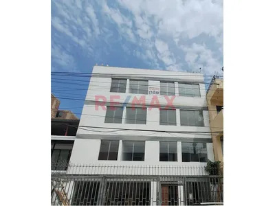 Venta De Dpto En Urb. Los Laureles Chorrillos