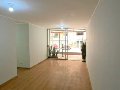 Departamento de 120 m² en primer piso, condominio Los Nogales-El Agustino