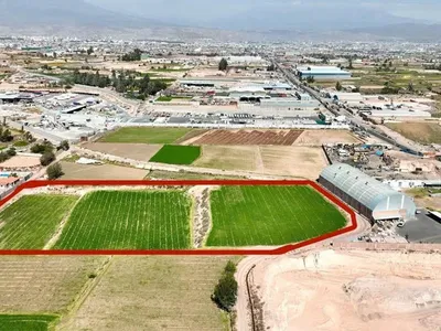 Venta de Terreno Agrícola en Cerro Colorado - Arequipa 0 Dormitorio 