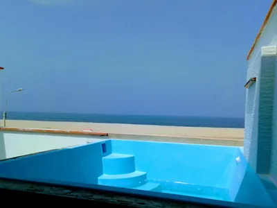 Casa De Playa Con Vista Al Mar De Estreno En Condominio Privado De 5 Casas En Malecón Sur 2 - Punta Negra