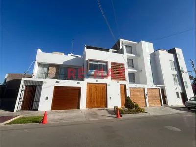 🏡 ¡Vive En La Exclusiva Urbanización Oasis Ii Etapa – Ica!